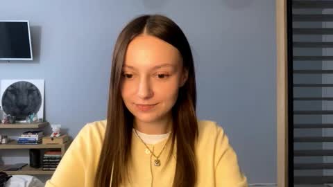 Snapshot of next_fantasy_bb chatting on November 21, 1:10 pm Agne online show from November 21, 1:10 pm