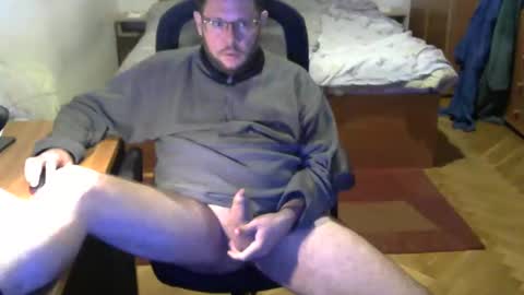 Snapshot of nezoss chatting on November 11, 8:03 am nezoss online show from November 11, 8:03 am