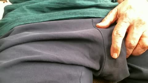 Snapshot of ngurth chatting on December 2, 9:39 pm ngurth online show from December 2, 9:39 pm