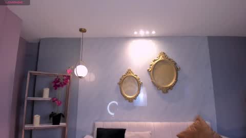 Snapshot of niaholland chatting on September 11, 7:47 pm SQUIRTER DOLL online show from September 11, 7:47 pm