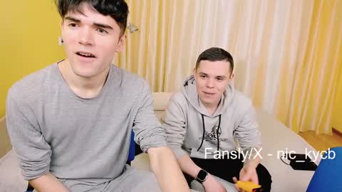 Nick PVT is open FanslyTwitter - Nic kycb online show from December 14, 8:45 am