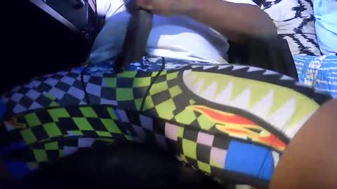 myniceblkdnyc online show from October 28, 5:33 am