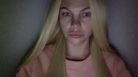 Snapshot of nicecolddrink2 chatting on November 11, 10:48 am Amber online show from November 11, 10:48 am