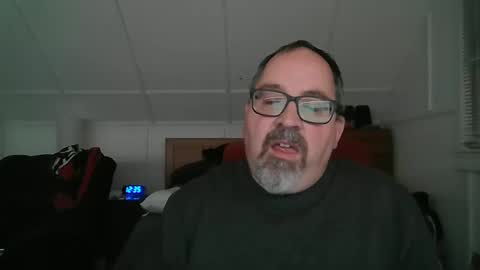 Snapshot of niceguy7208 chatting on October 21, 4:35 am niceguy7208 online show from October 21, 4:35 am