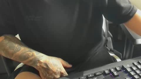 Snapshot of nicepussyandcock chatting on October 14, 1:23 pm Camila And Steeven online show from October 14, 1:23 pm