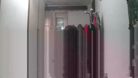 Snapshot of nick1213n chatting on December 26, 12:27 pm nick1213n online show from December 26, 12:27 pm