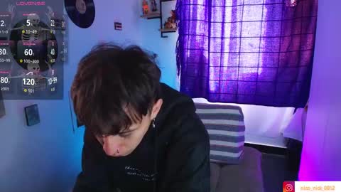 Snapshot of nick_bangover chatting on November 13, 6:51 pm Nico online show from November 13, 6:51 pm