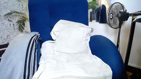 Snapshot of nick_carter_ chatting on October 11, 9:02 pm Alex online show from October 11, 9:02 pm