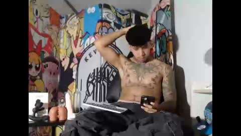 Snapshot of nickhot0609 chatting on December 3, 1:52 am Nickhot0609 online show from December 3, 1:52 am