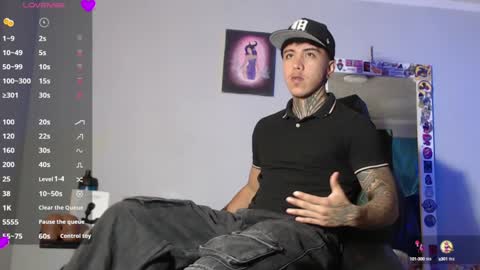 Snapshot of nickhot0609 chatting on December 31, 5:18 pm Nickhot0609 online show from December 31, 5:18 pm