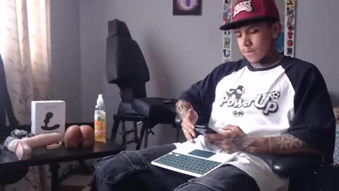 Snapshot of nickhot0609 chatting on January 12, 8:14 pm Nickhot0609 online show from January 12, 8:14 pm