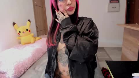   Help me reach 100 thumbs up online show from March 12, 7:38 pm