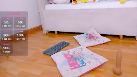 Snapshot of nicksantos_ chatting on February 18, 6:26 pm Nicolas online show from February 18, 6:26 pm