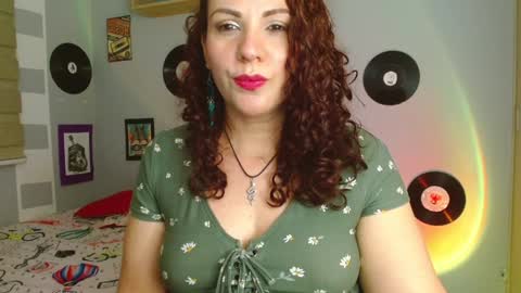 lucy online show from December 24, 6:33 am