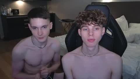 Snapshot of nicky_mart chatting on October 22, 5:34 pm Nicki Danny online show from October 22, 5:34 pm