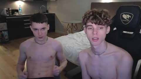 Snapshot of nicky_mart chatting on October 27, 7:18 pm Nicki Danny online show from October 27, 7:18 pm