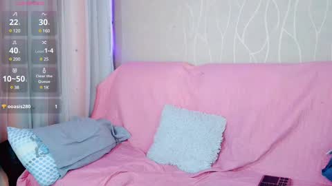 Snapshot of nicky_oli chatting on March 12, 4:35 pm nicky_oli online show from March 12, 4:35 pm