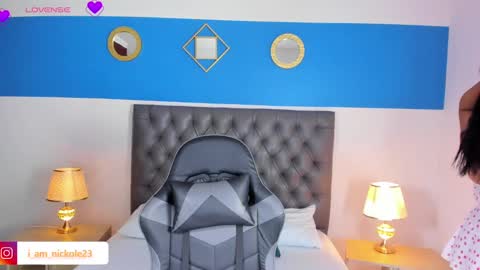 Snapshot of nicky_peyton chatting on January 15, 5:50 am Nicky online show from January 15, 5:50 am