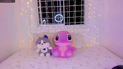 Snapshot of nicky_peyton chatting on September 10, 4:12 am Nicky online show from September 10, 4:12 am