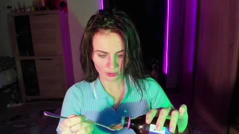 Nicky Weekends online show from January 19, 10:28 pm