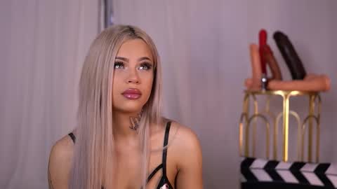 Nicky online show from September 21, 5:47 pm