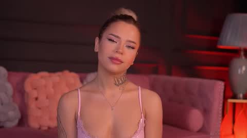 Nicky online show from December 14, 7:29 pm