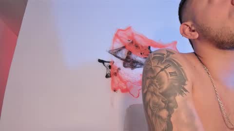 Nicolas online show from November 2, 12:51 pm