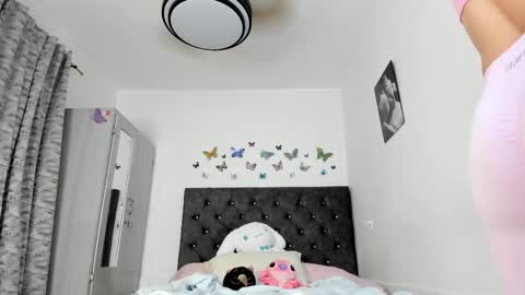 Snapshot of nicol3_0 chatting on November 29, 4:59 am Nicole online show from November 29, 4:59 am