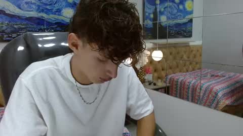 nicolasferrer18 online show from November 27, 12:29 pm