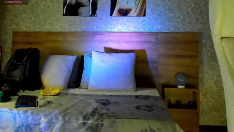 Snapshot of nicolaskan chatting on December 31, 10:58 am Nicolas online show from December 31, 10:58 am