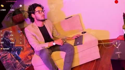 nicolasrodrii online show from December 29, 4:27 am