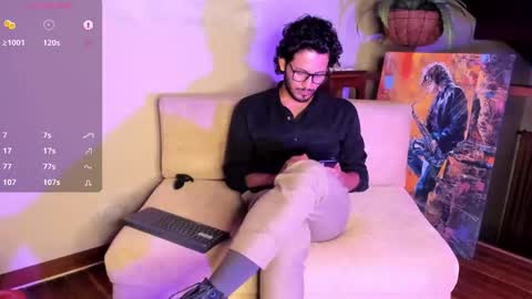 nicolasrodrii online show from January 14, 1:36 am