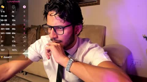 nicolasrodrii online show from February 6, 11:48 pm