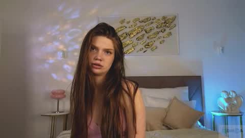 Nicole online show from October 8, 10:18 pm