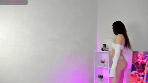 GMT7TueWedThSu 0300am-0900am. Sa 1000am-0400pm online show from December 11, 3:35 am