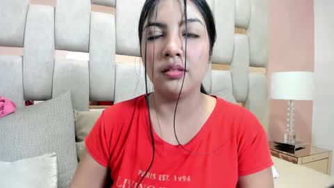 nicole_fisherr online show from October 18, 4:59 am