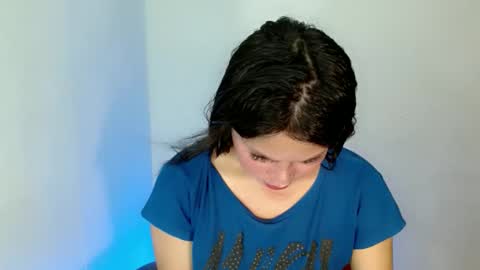 nicole_kiss01 online show from October 3, 8:22 am