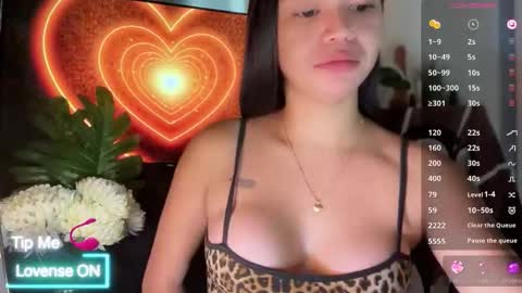 NICOLE online show from November 22, 11:15 pm