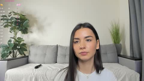 Dua Lipa online show from January 16, 4:07 pm