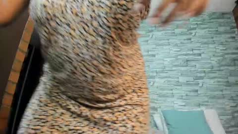 nicollesofia3 online show from February 23, 3:56 am