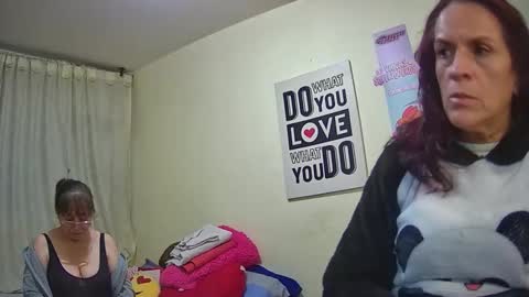 Snapshot of nicoltatiana_ chatting on November 14, 10:29 pm nicoltatiana_ online show from November 14, 10:29 pm