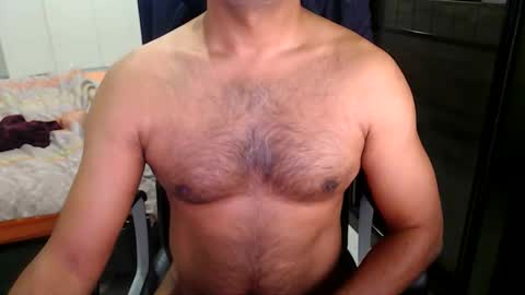 Snapshot of night_rider09711 chatting on December 28, 8:36 pm night_rider09711 online show from December 28, 8:36 pm