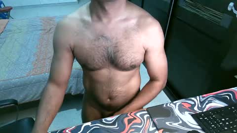 Snapshot of night_rider09711 chatting on February 19, 6:00 pm night_rider09711 online show from February 19, 6:00 pm