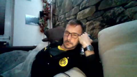 MikeVanDyck online show from October 28, 7:16 pm