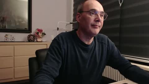 nightkeeper63 online show from October 14, 11:49 pm