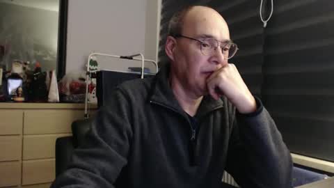 nightkeeper63 online show from November 26, 10:22 pm