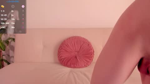 Nicolas Mucci online show from October 16, 8:32 pm