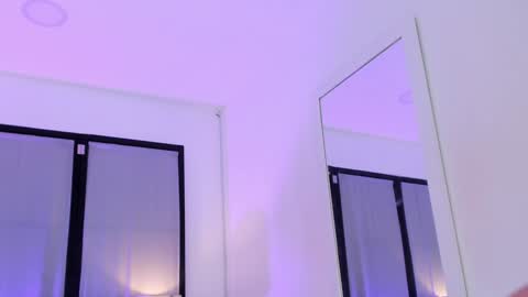 Snapshot of niicole_steele chatting on December 11, 7:14 pm Niicole online show from December 11, 7:14 pm