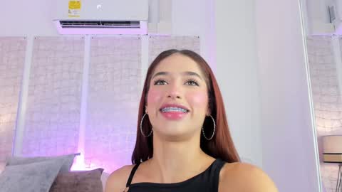 Snapshot of niicole_steele chatting on January 28, 5:14 pm Niicole online show from January 28, 5:14 pm