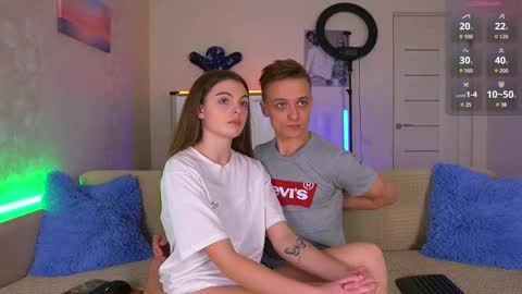 Nika and Niki online show from March 12, 7:38 pm